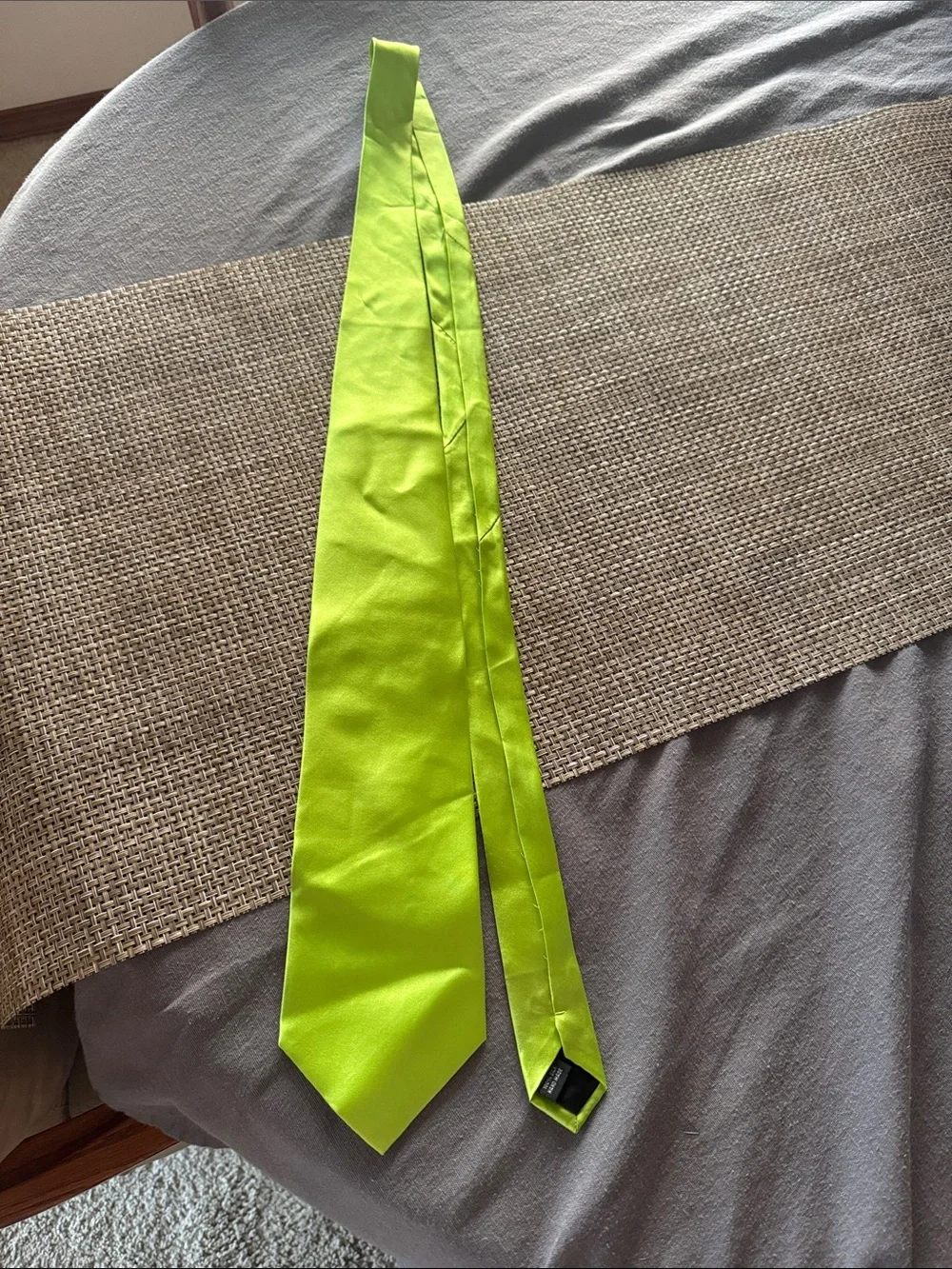 Men's Lime Green Satin Tie - Classic Solid Neckwear